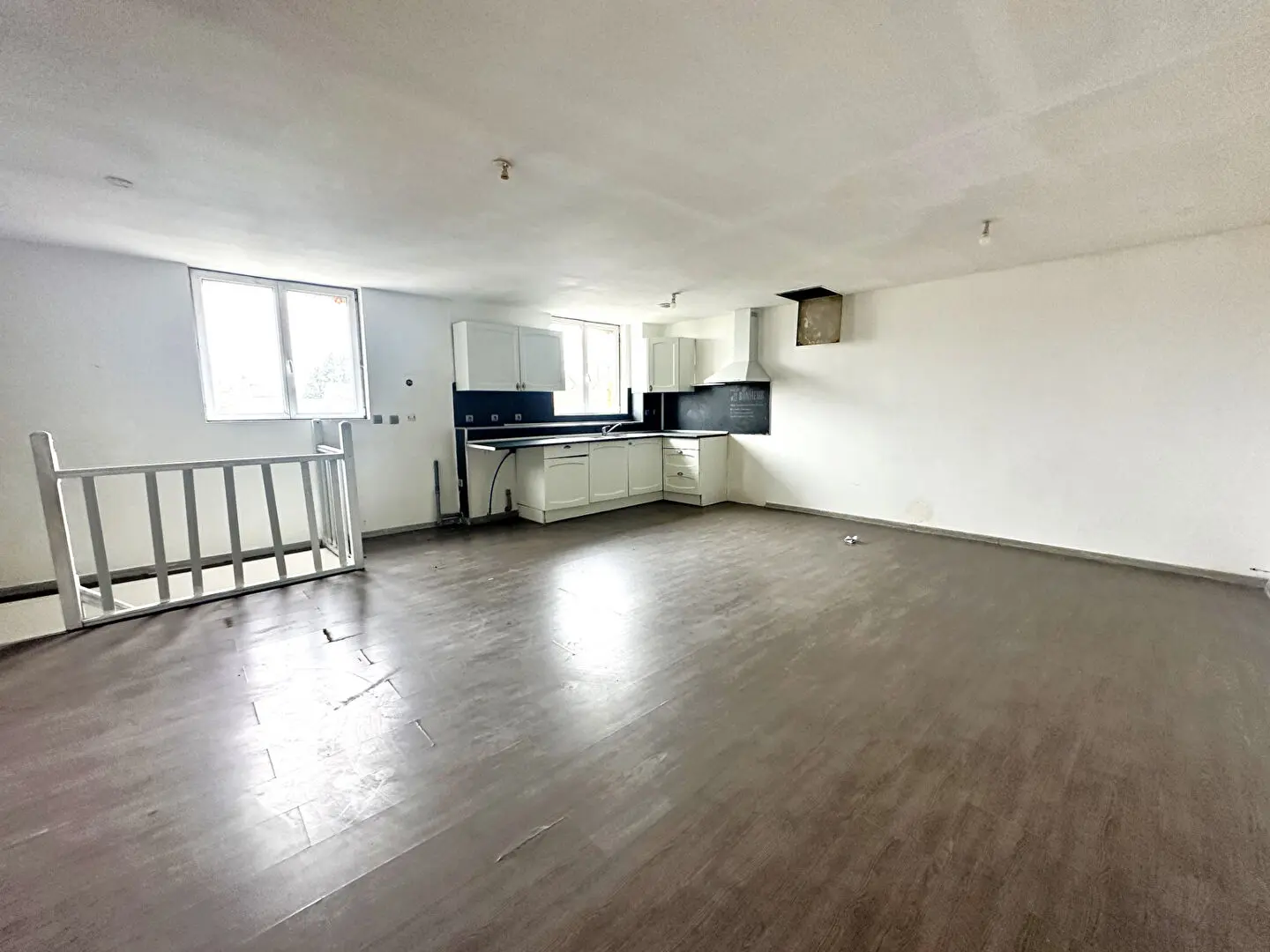 Photo 4 Immeuble 6 pièces 178m²