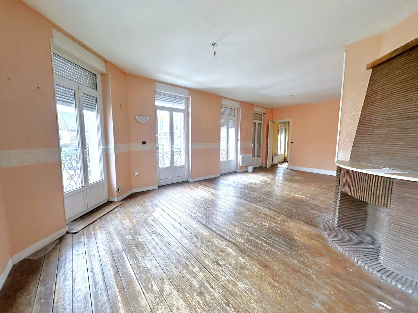 Photo 4 Immeuble 15 pièces 430m²
