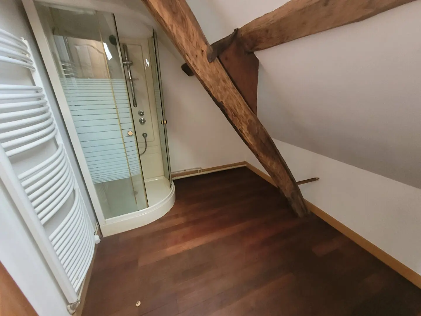 Photo 9 Maison 6 pièces 160m²