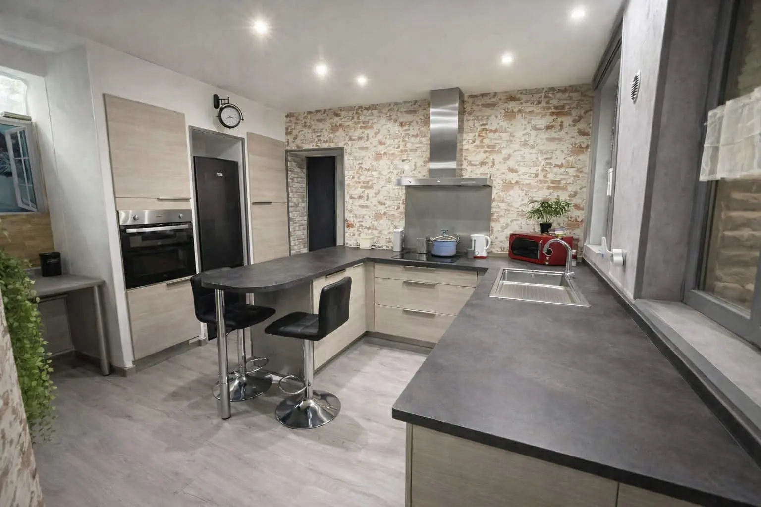 Photo 3 Maison 6 pièces 140m²