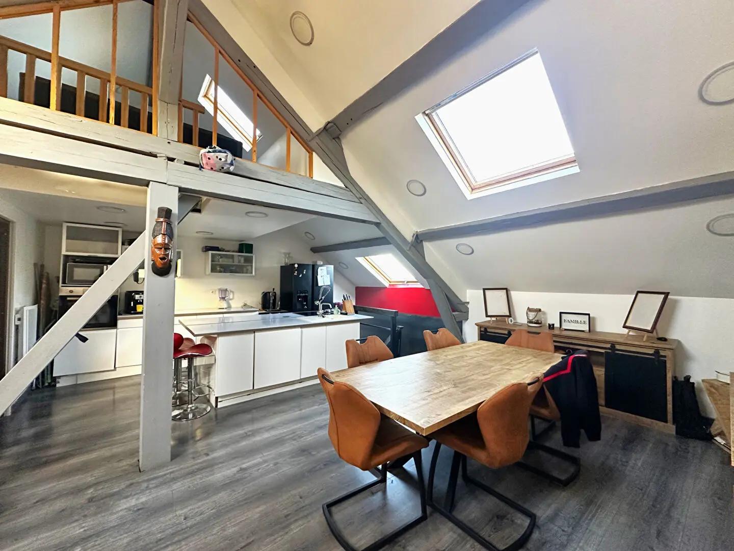Photo 2 Immeuble 244m²