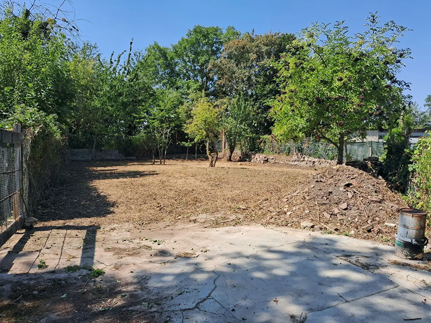 Photo 1 Terrain 345m²