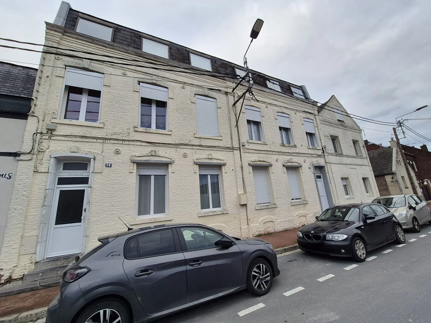 Photo 1 Immeuble 4 pièces 75m²