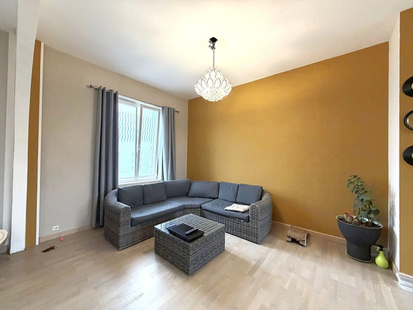 Photo 1 Appartement 4 pièces 120m²