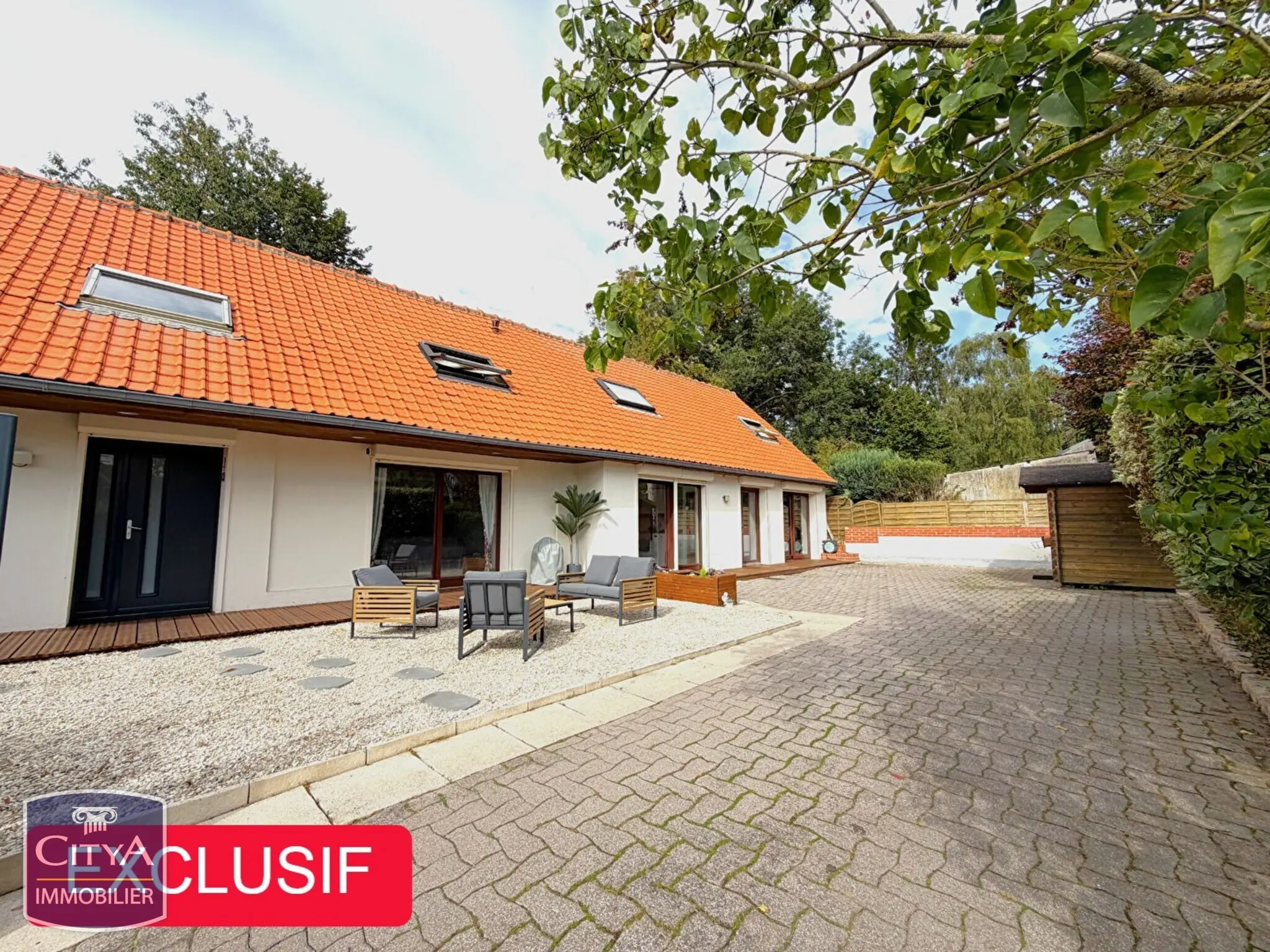 Photo 1 Maison 8 pièces 132.9m²