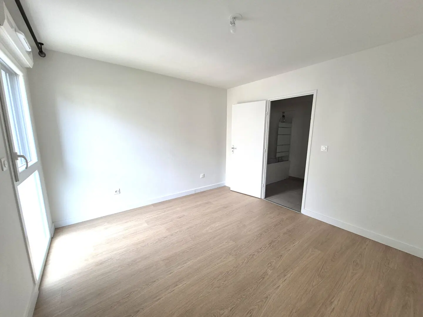 Photo 3 Appartement 2 pièces 45.45m²