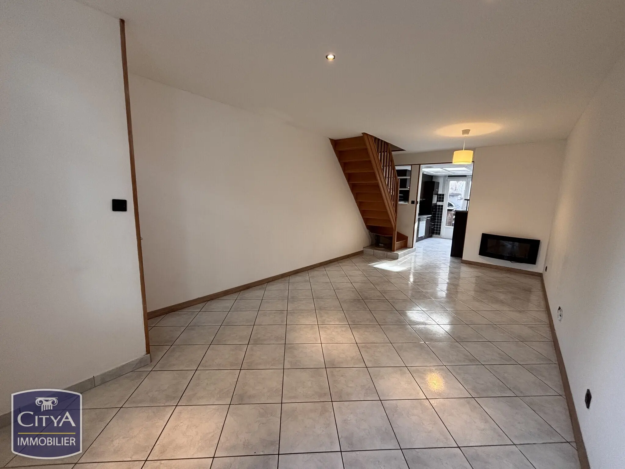 Photo 1 Maison 5 pièces 72m²