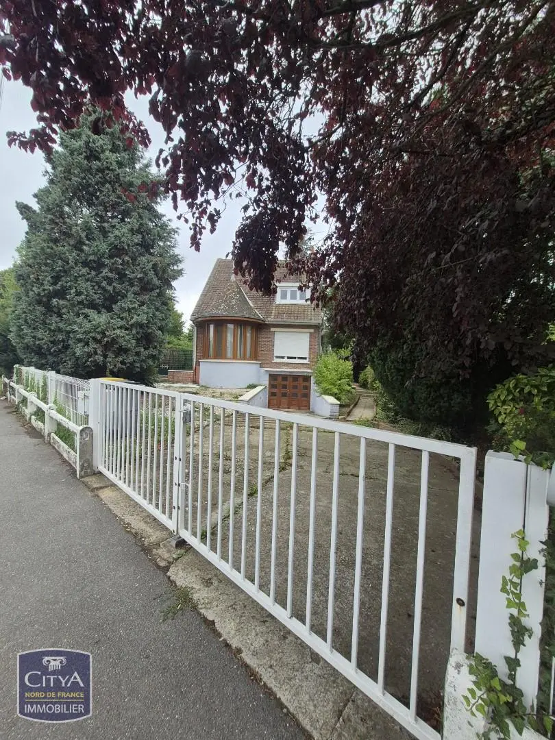 Photo 1 Maison 5 pièces 120.37m²