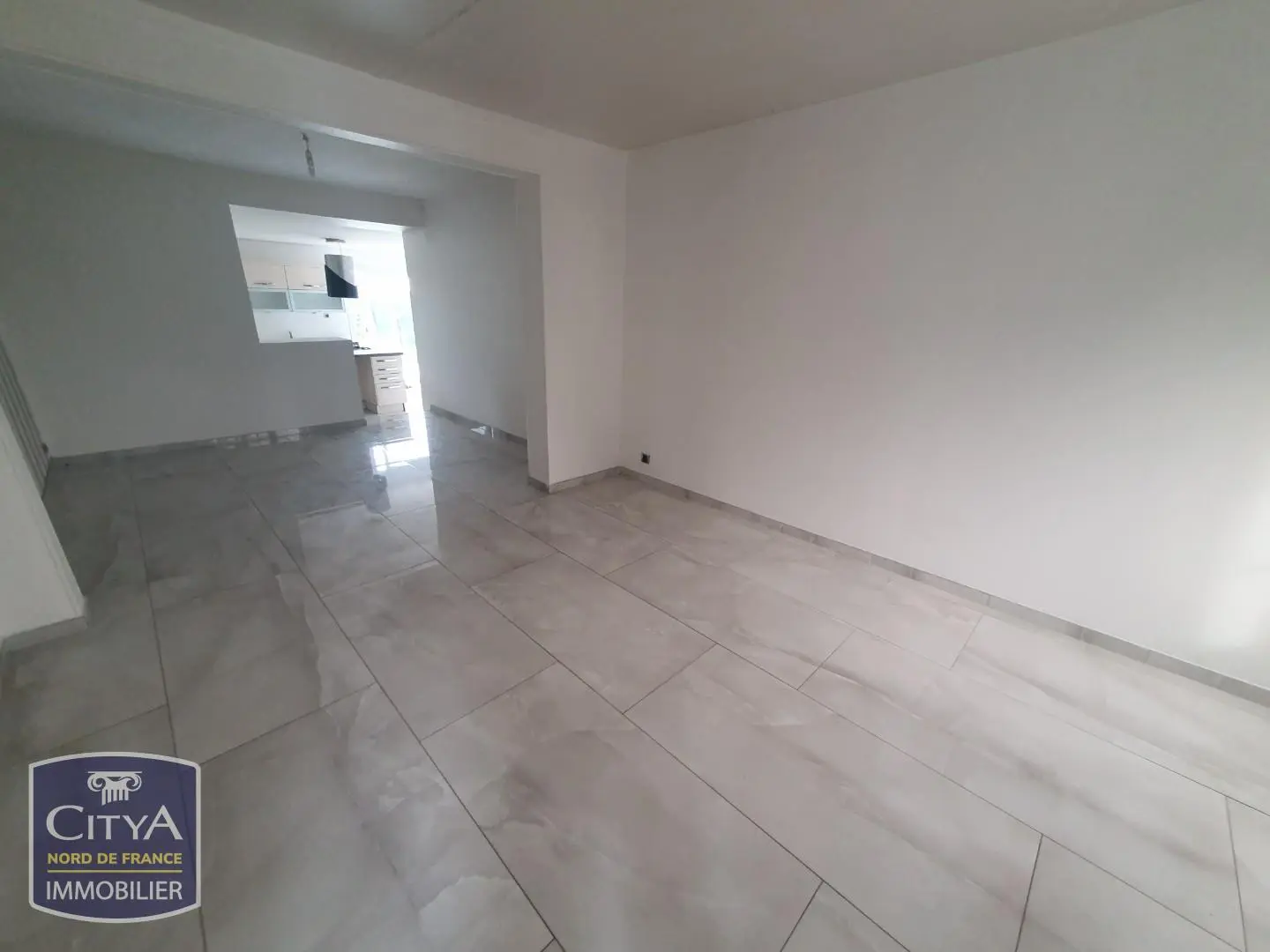 Photo 1 Maison 4 pièces 125.77m²