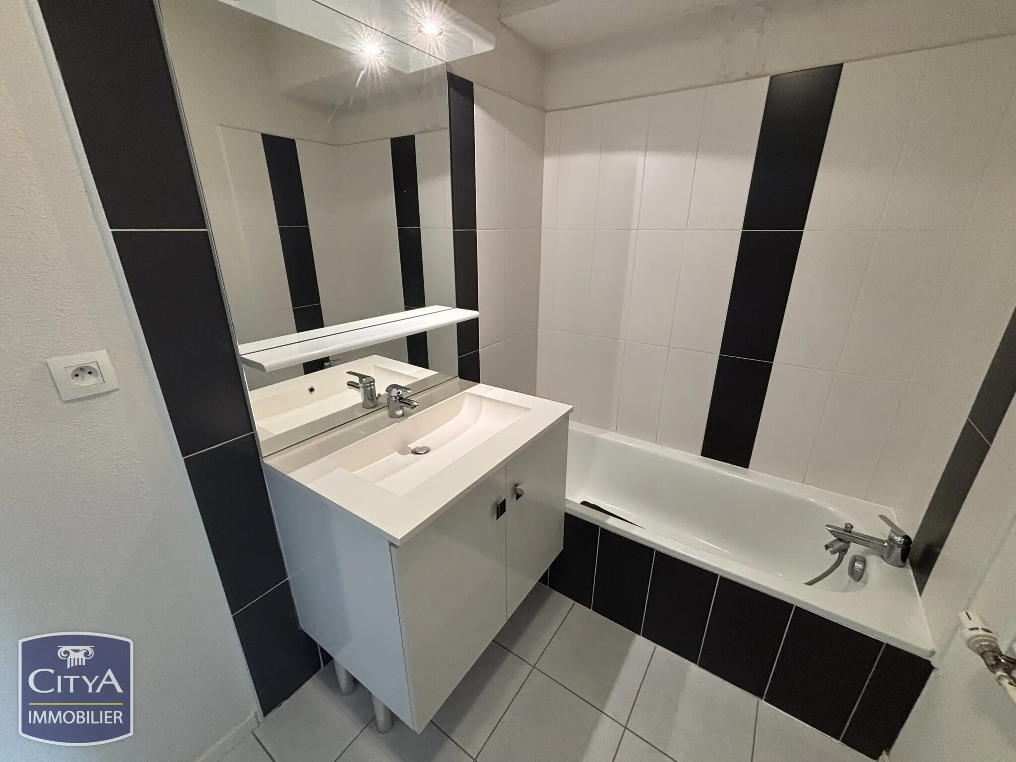 Photo 3 Appartement 2 pièces 42m²