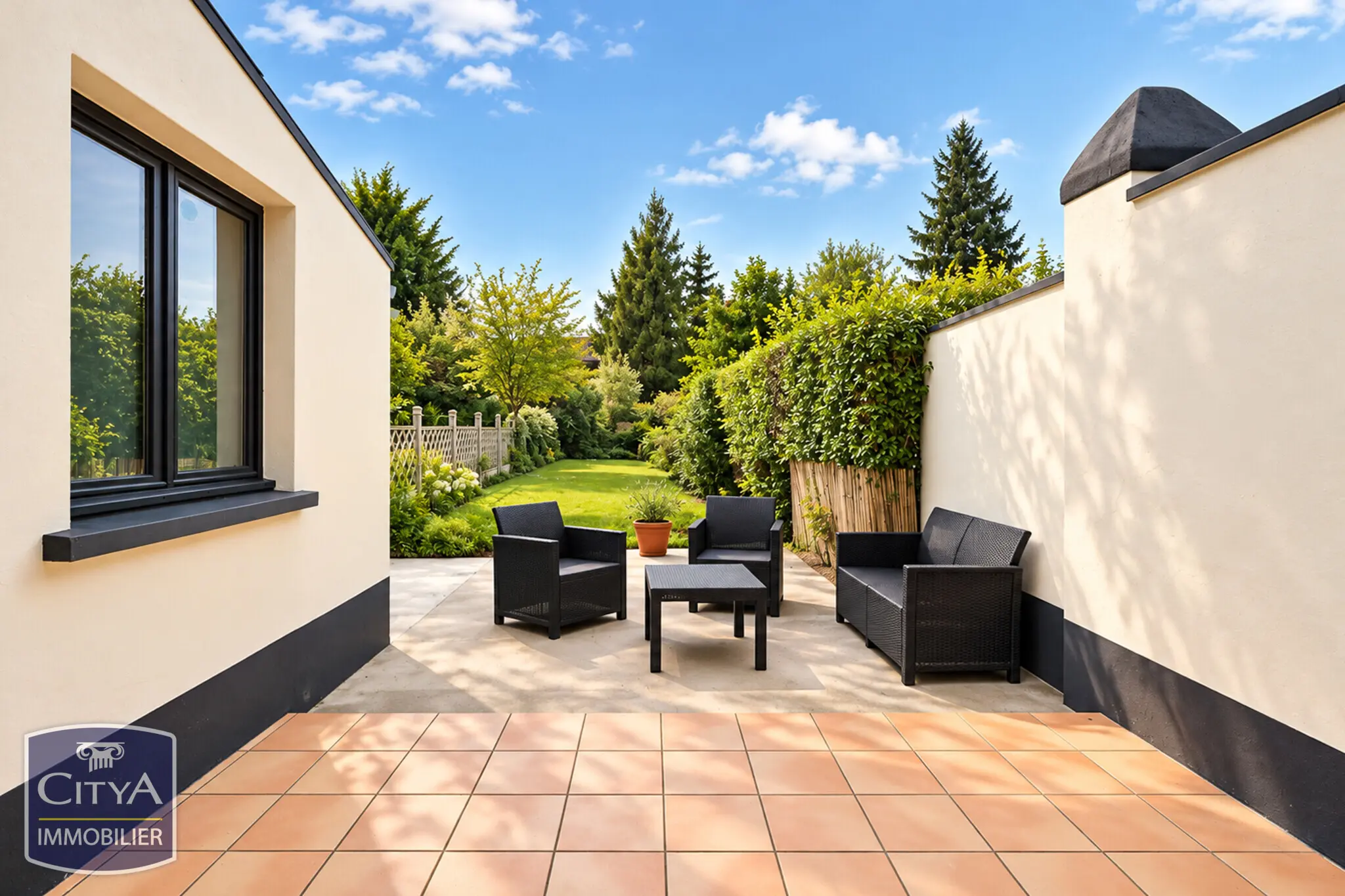 Photo 1 Maison 5 pièces 104m²