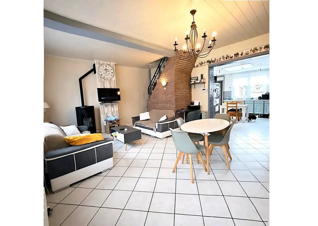 Photo 1 Maison 5 pièces 115m²