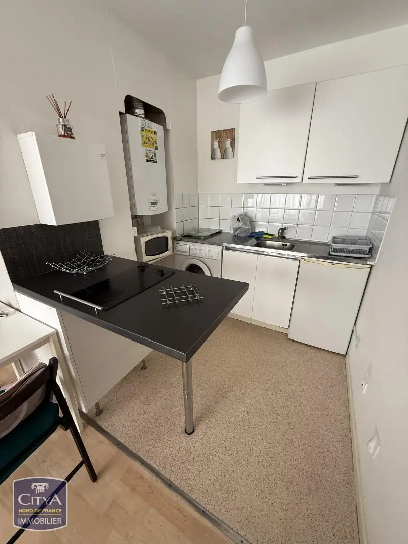 Photo 1 Appartement 1 pièce 25m²