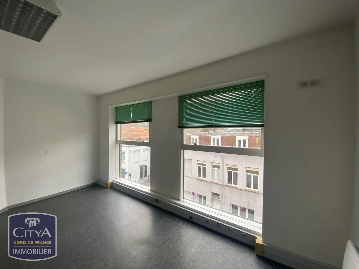 Photo 2 Local Professionnel 19.51m²