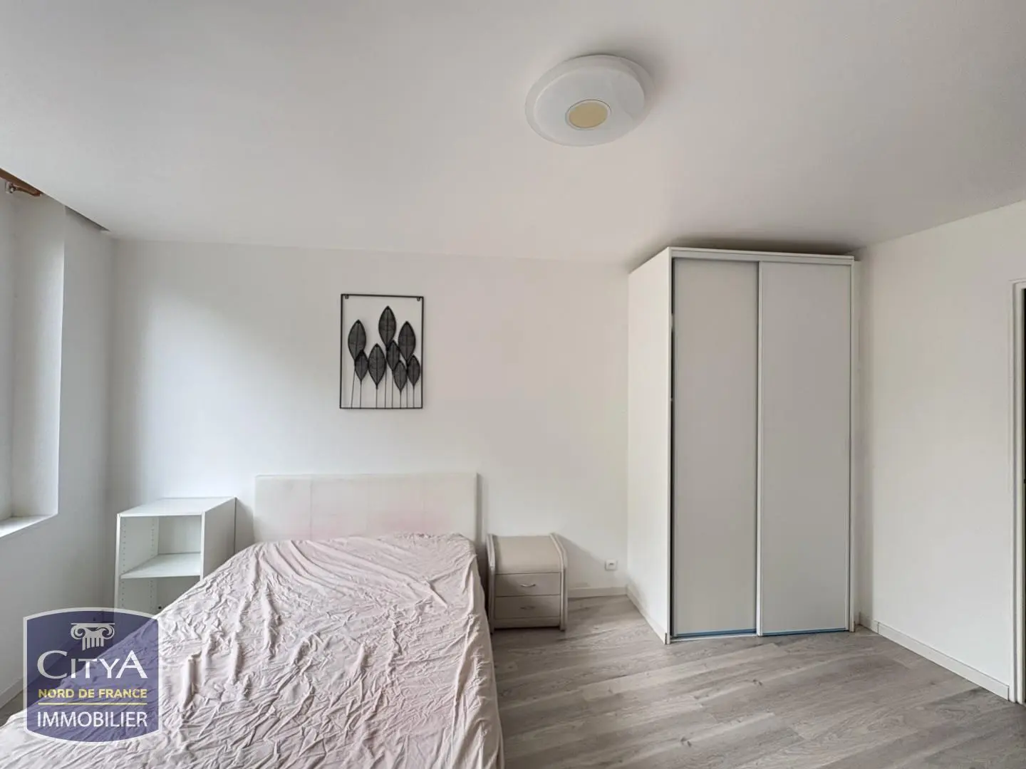 Photo 2 Appartement 1 pièce 21.81m²