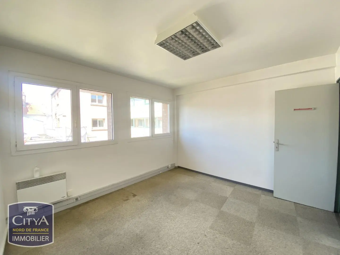 Photo 2 Local Professionnel 13.05m²