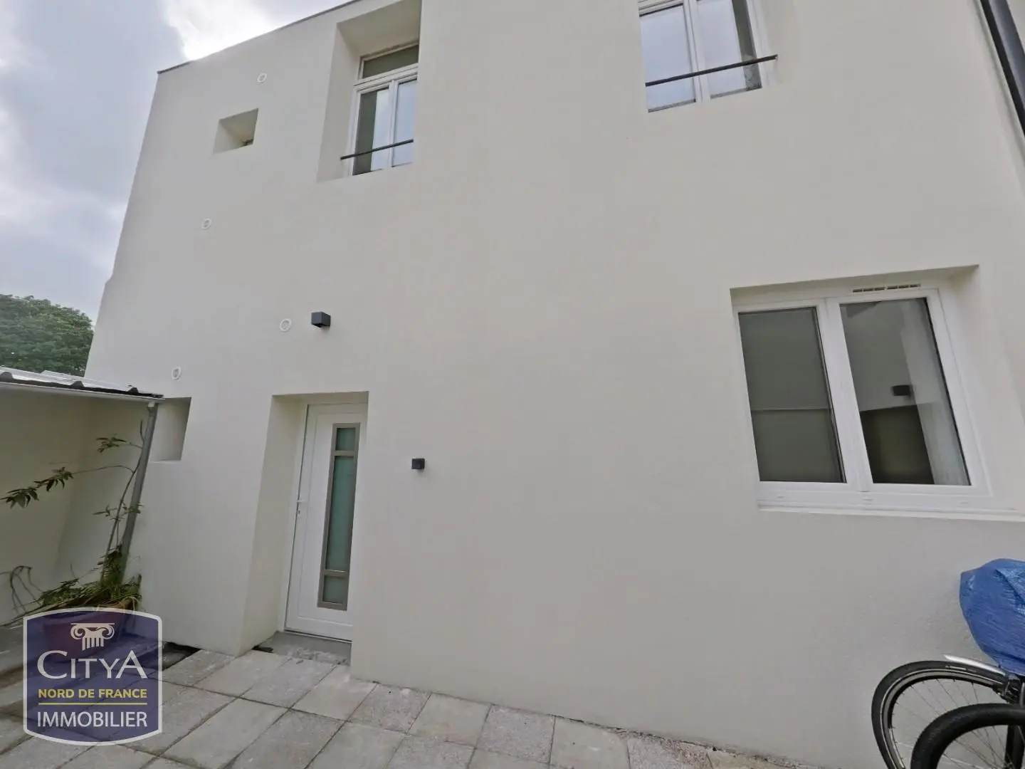 Photo 1 Appartement 1 pièce 19.92m²