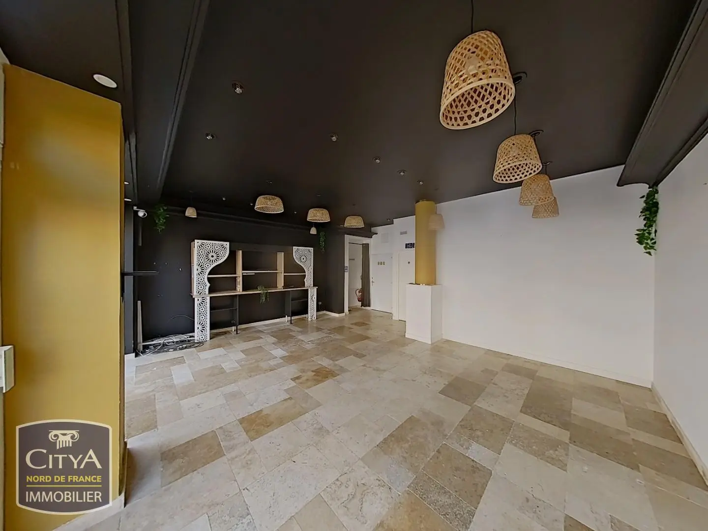 Photo 1 Local Commercial 64m²