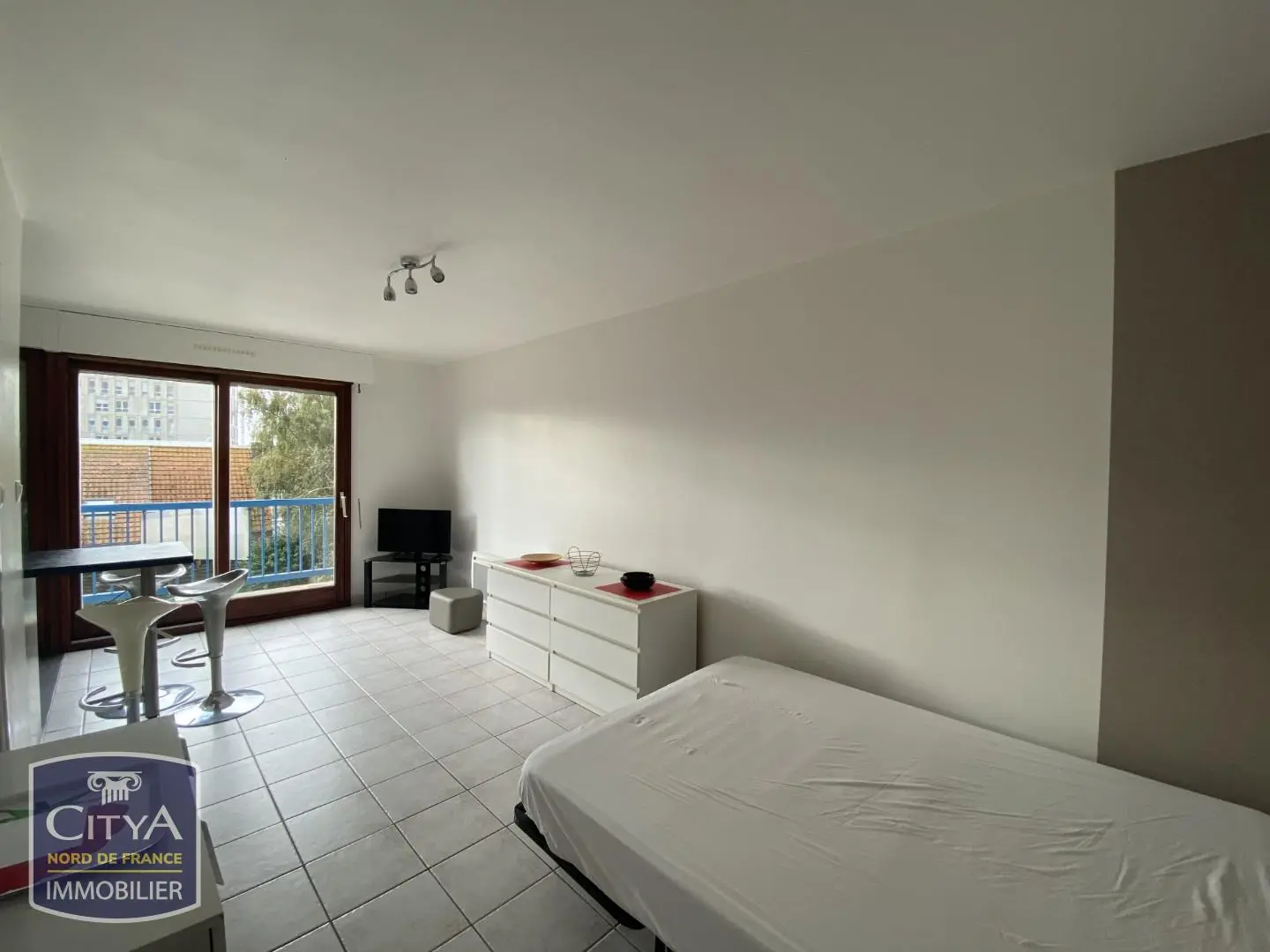 Photo 2 Appartement 1 pièce 25.16m²