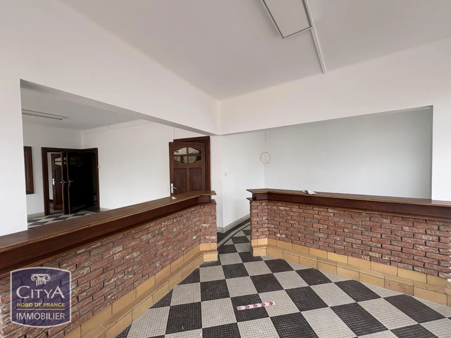 Photo 2 Local Commercial 88m²