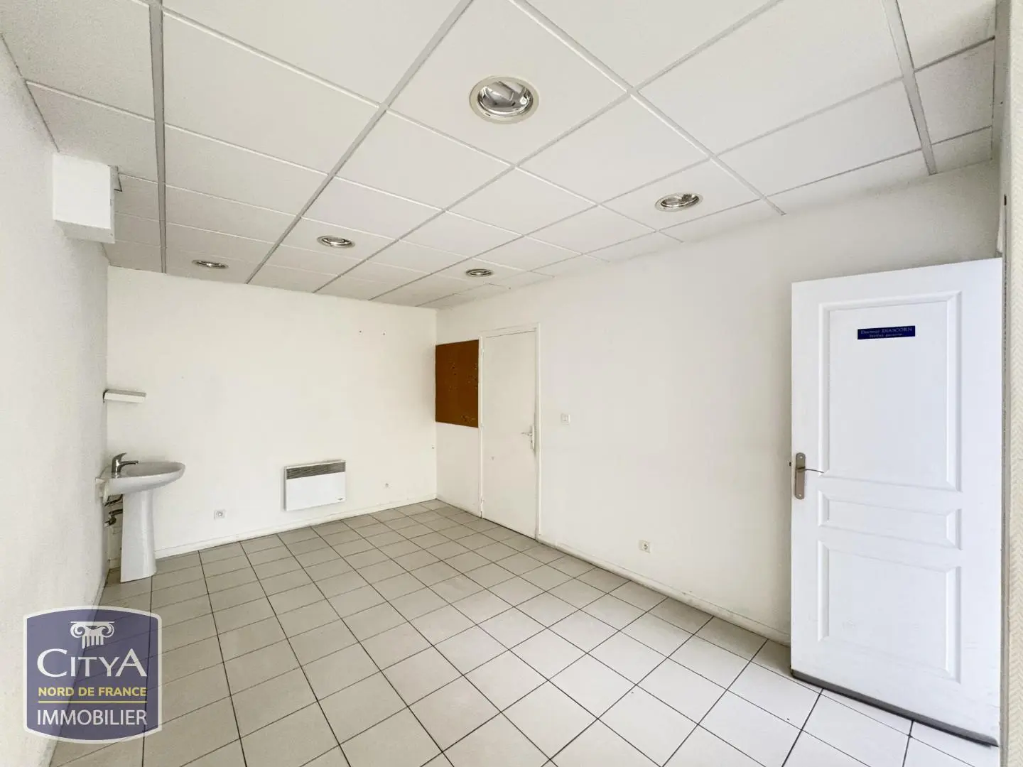 Photo 3 Local Professionnel 25m²