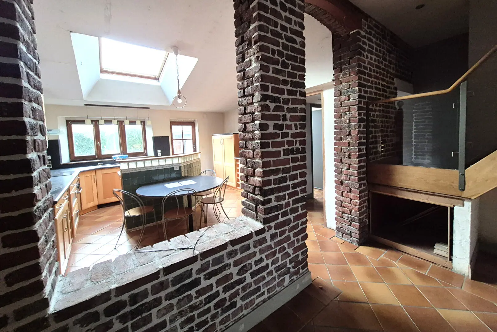 Photo 2 Maison 6 pièces 143m²