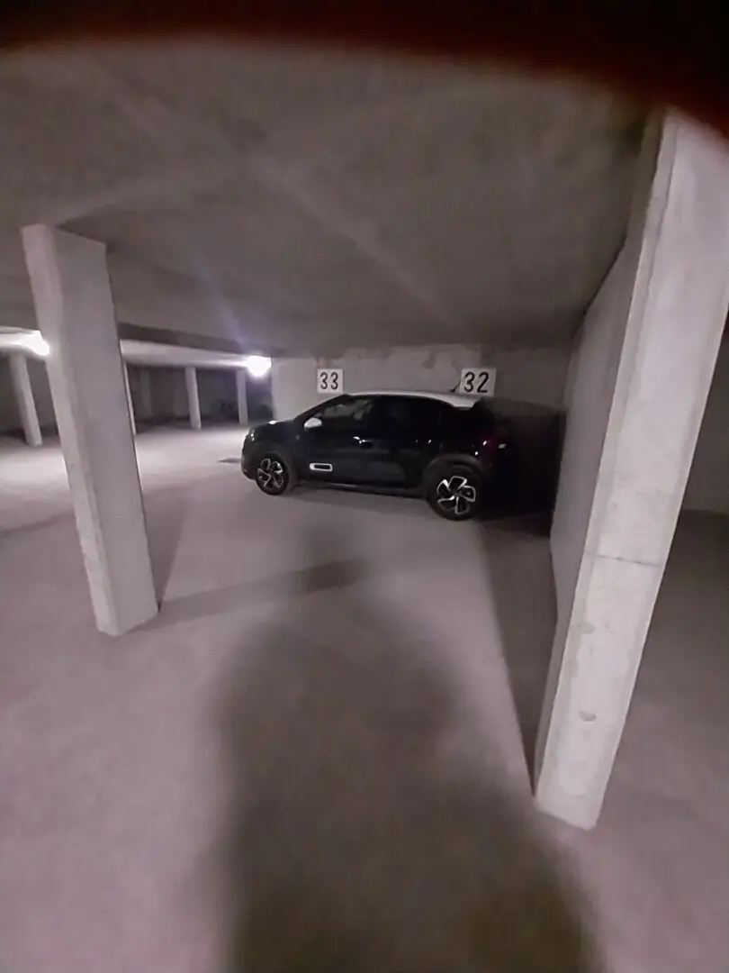 Photo 4 Parking