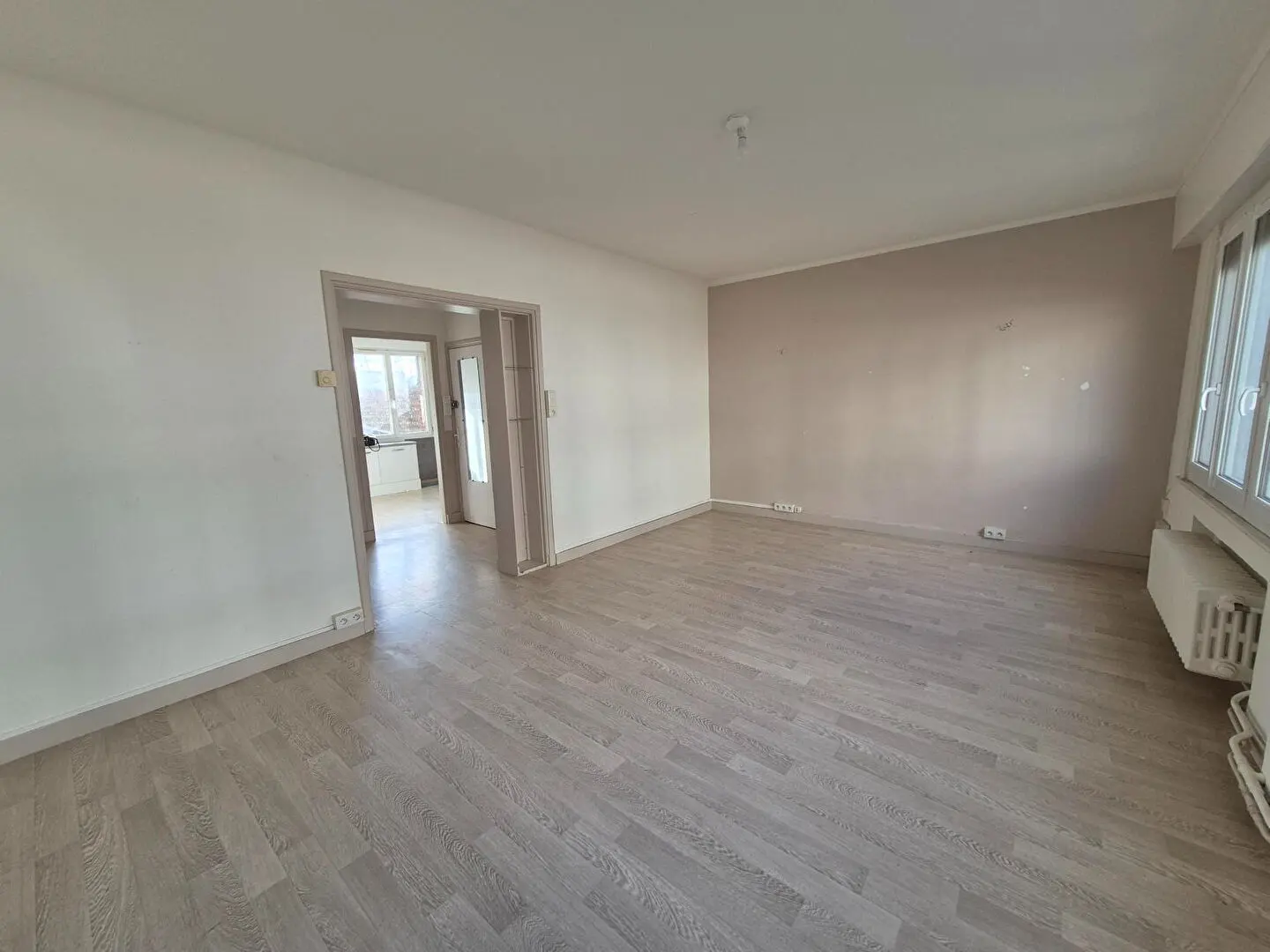 Photo 3 Immeuble 200m²