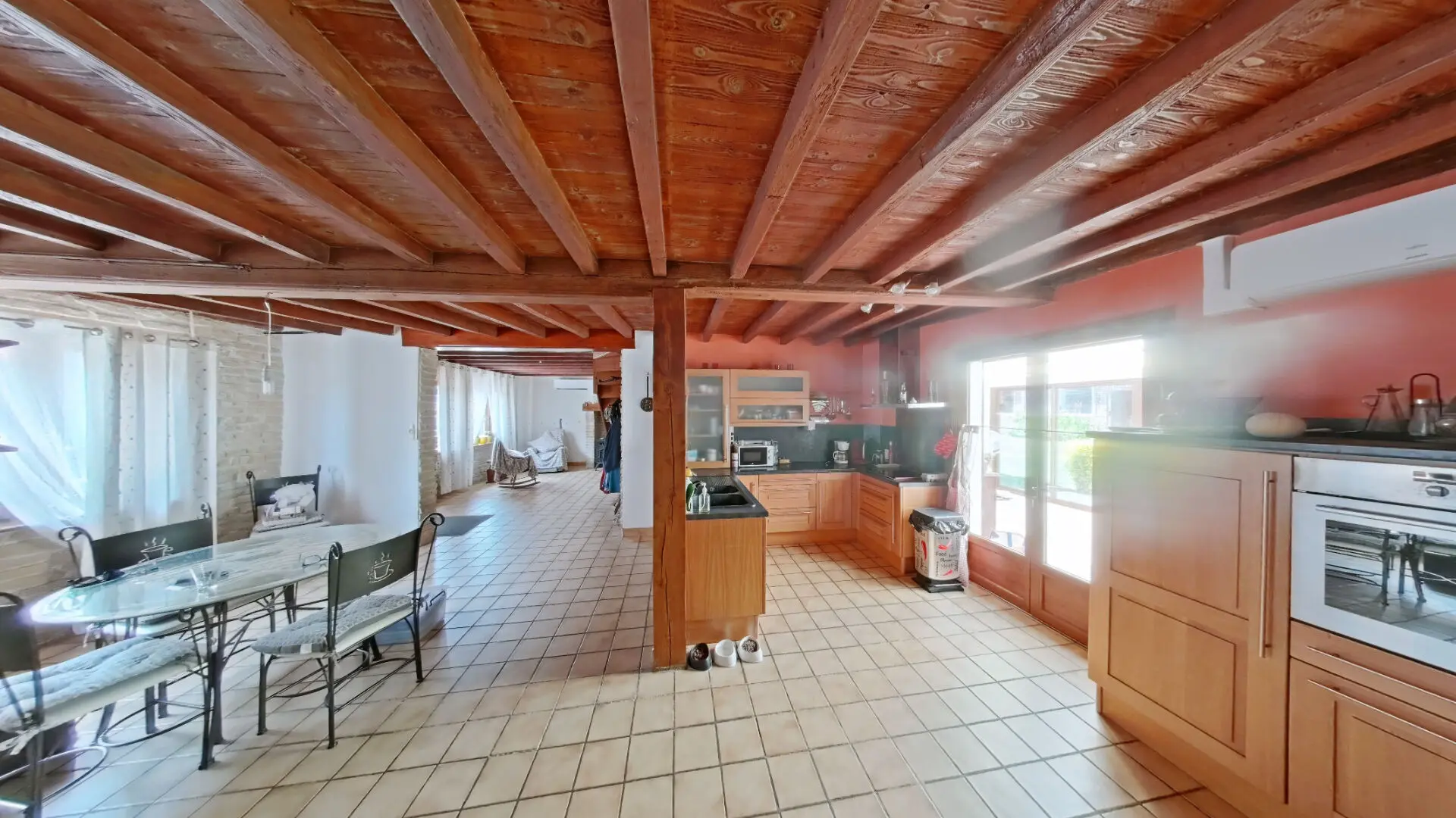 Photo 1 Maison 5 pièces 180m²