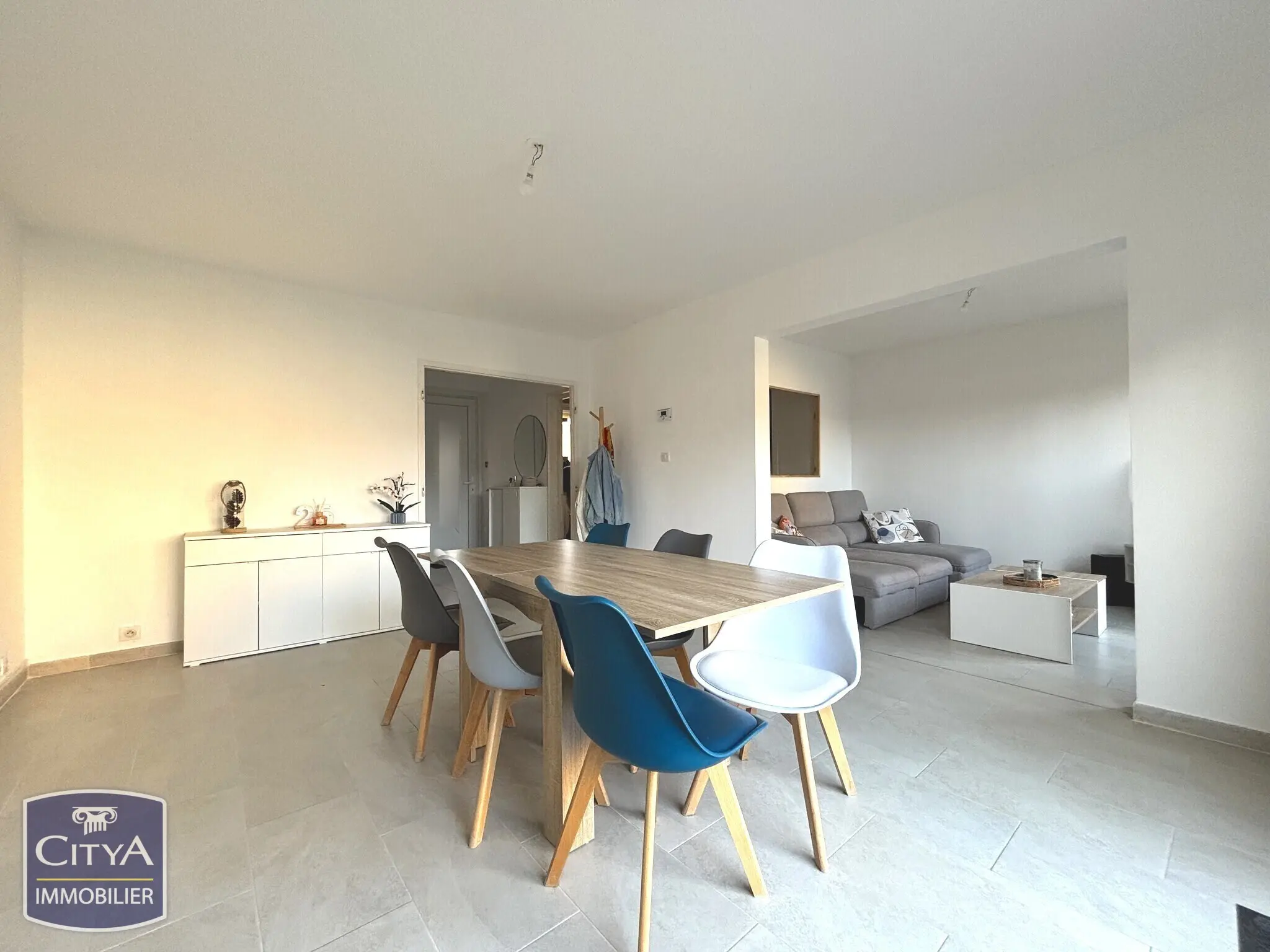 Photo 1 Maison 4 pièces 93m²
