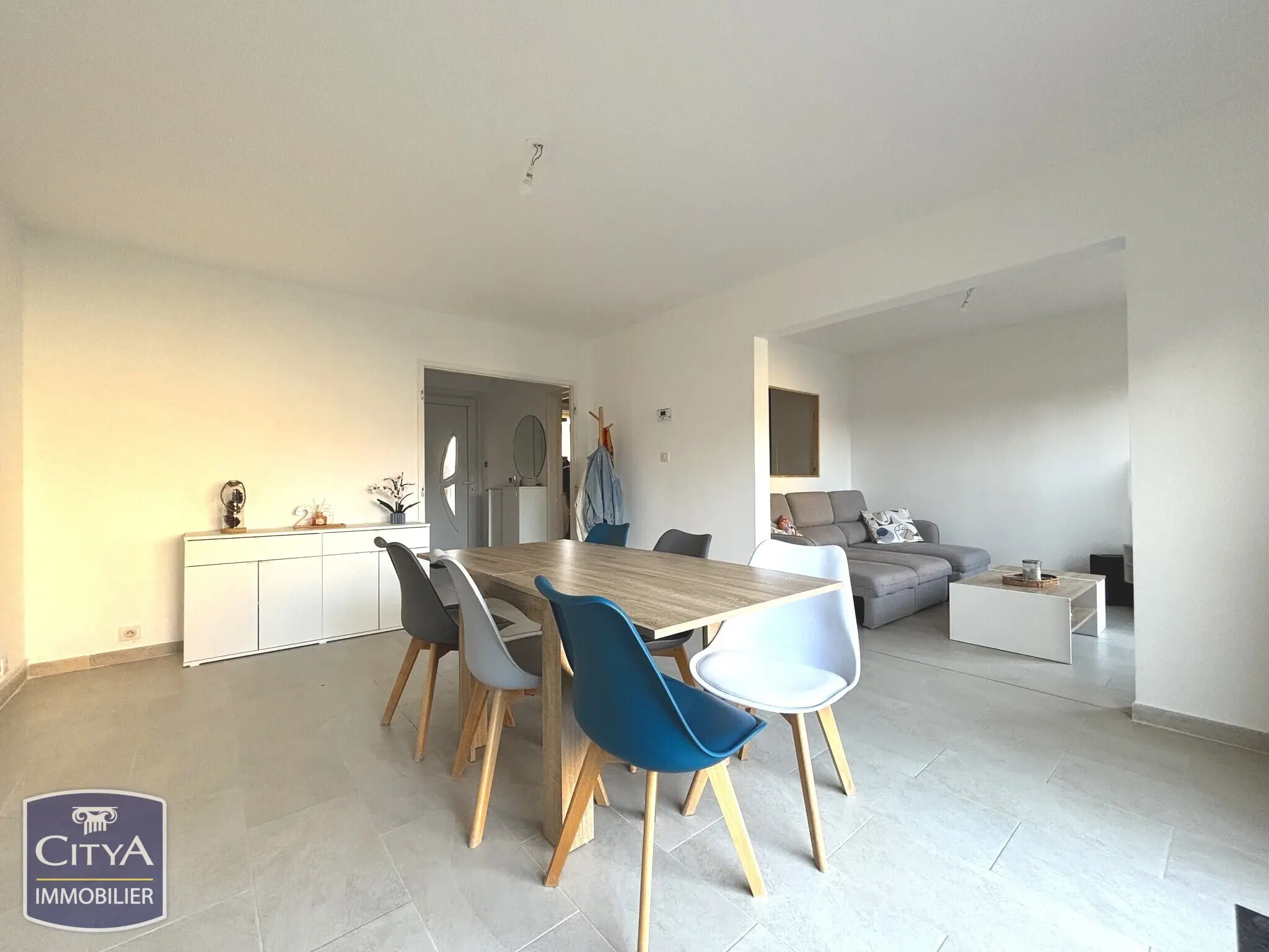 Photo 1 Maison 4 pièces 93m²