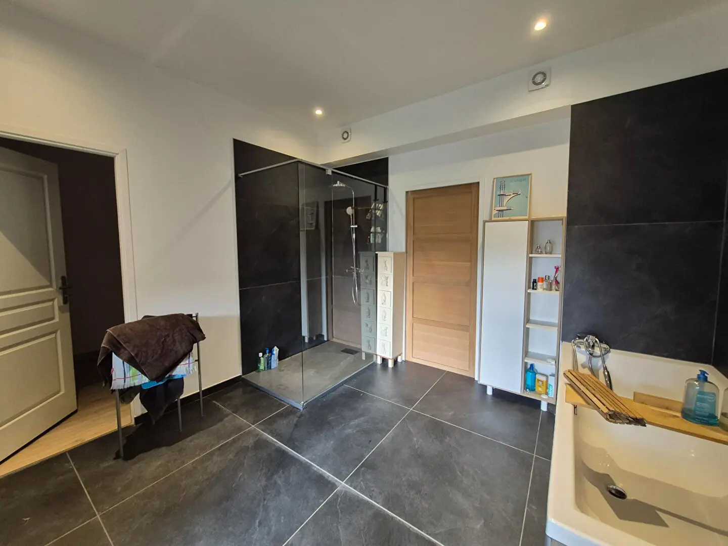 Photo 8 Appartement 3 pièces 375m²