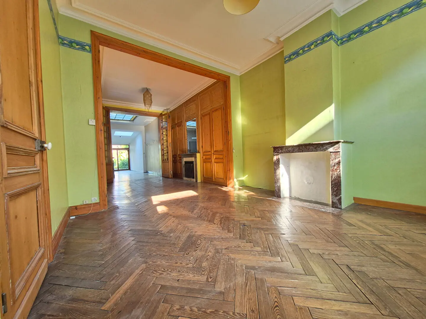 Photo 1 Maison 5 pièces 171.55m²