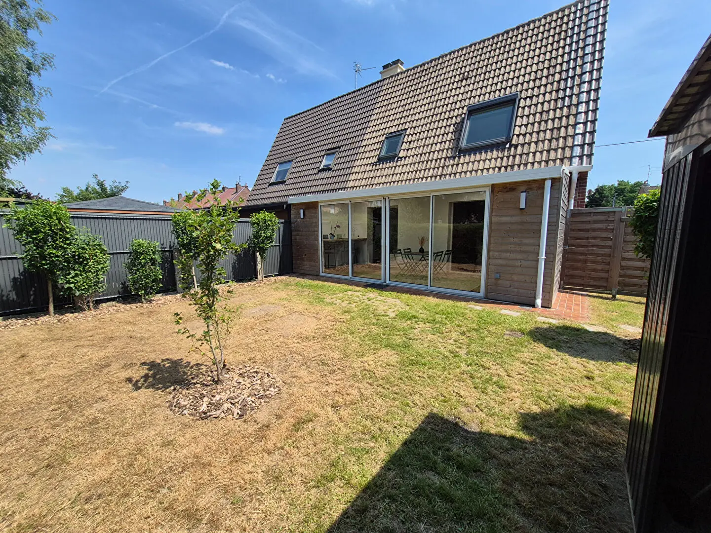 Photo 1 Maison 4 pièces 106.76m²