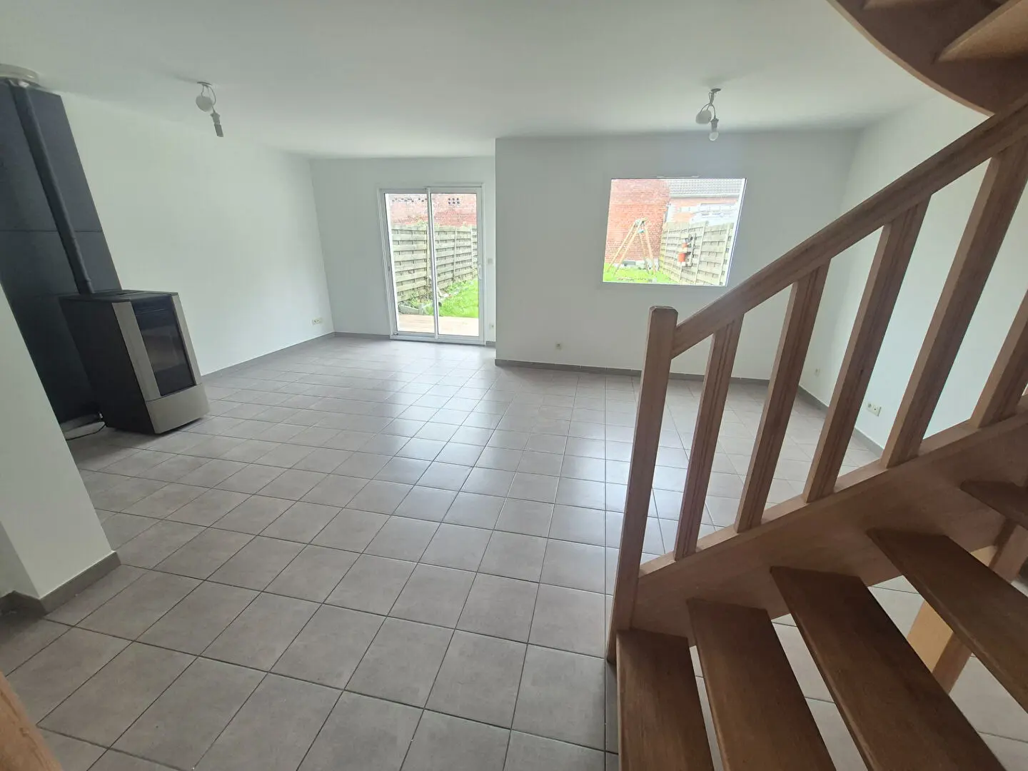 Photo 1 Maison 4 pièces 86.56m²