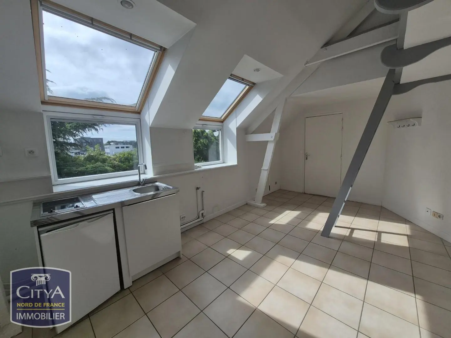 Photo 1 Appartement 1 pièce 27.45m²