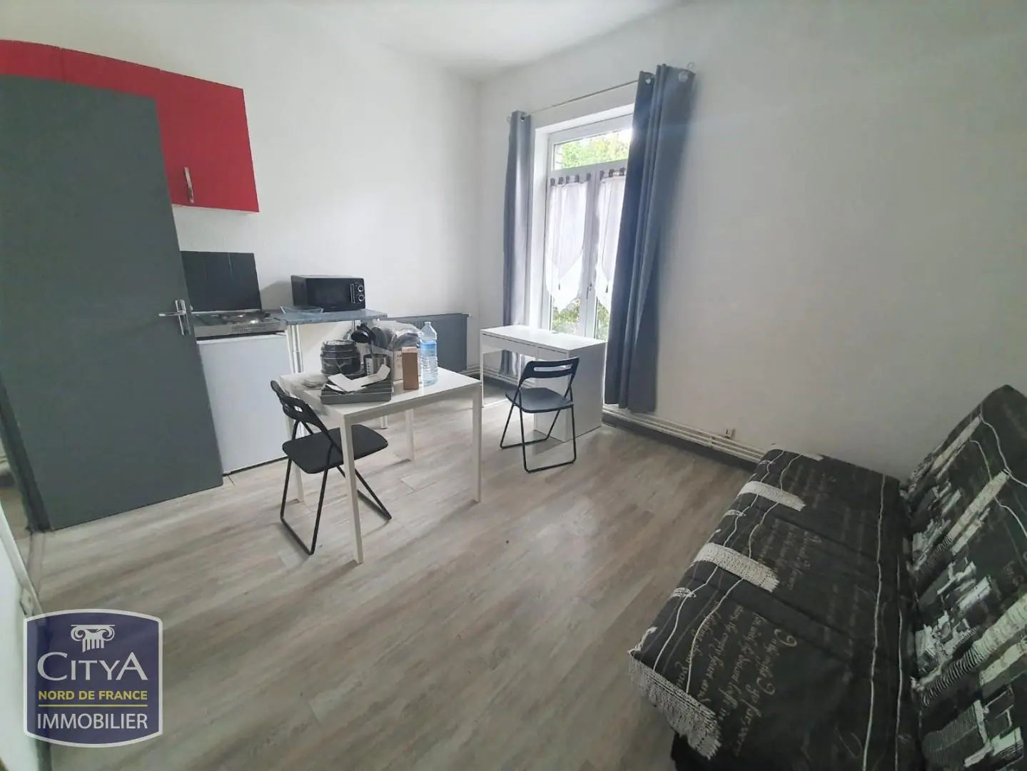 Photo 1 Appartement 1 pièce 23.75m²