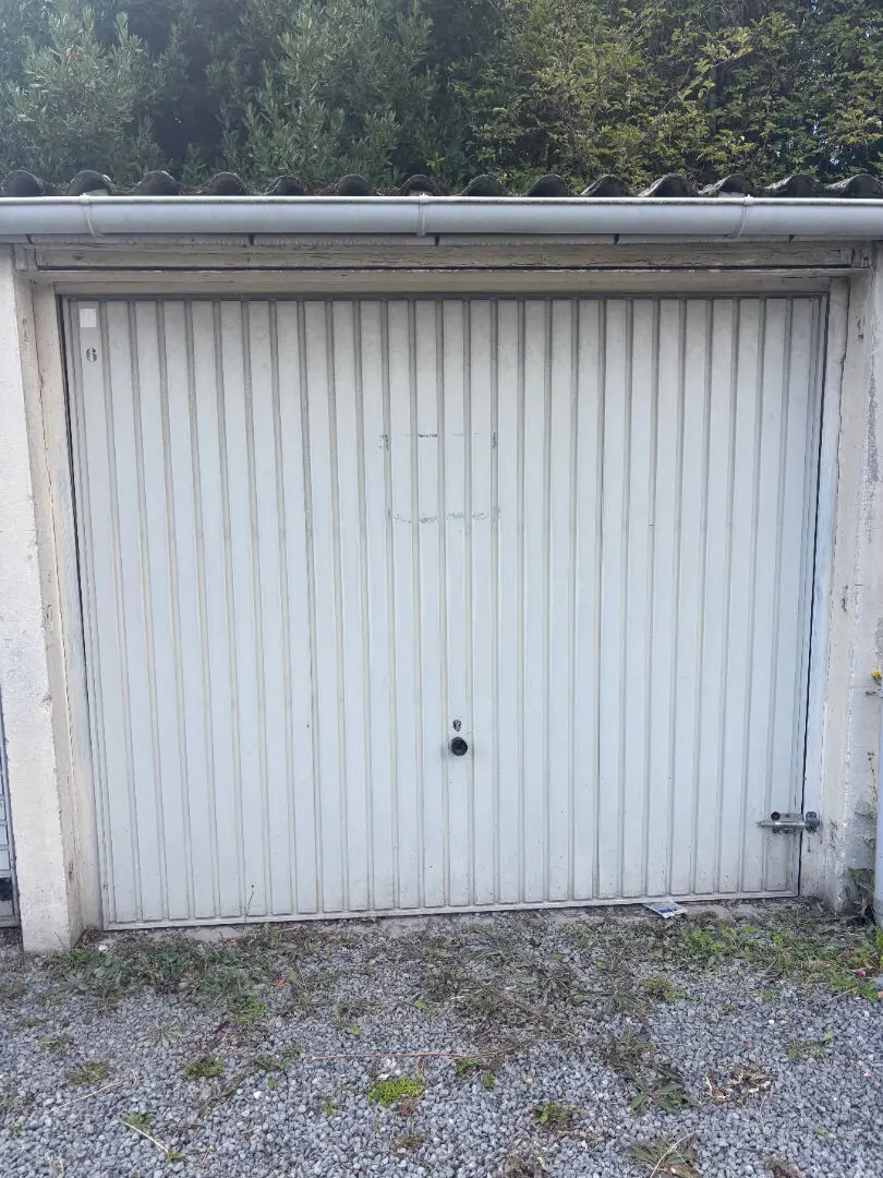 Photo 1 Parking 14m²