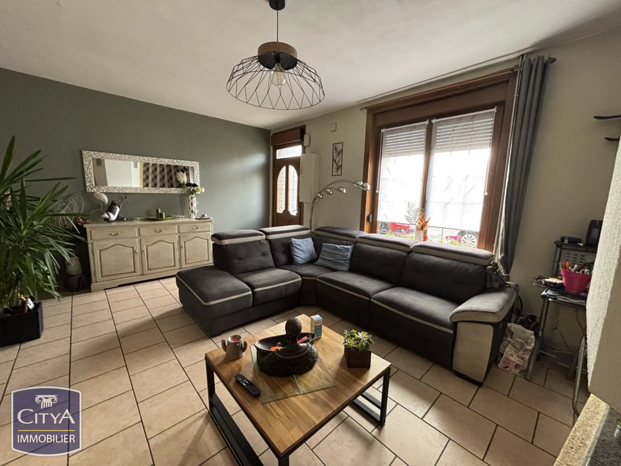 Photo 1 Maison 5 pièces 143m²