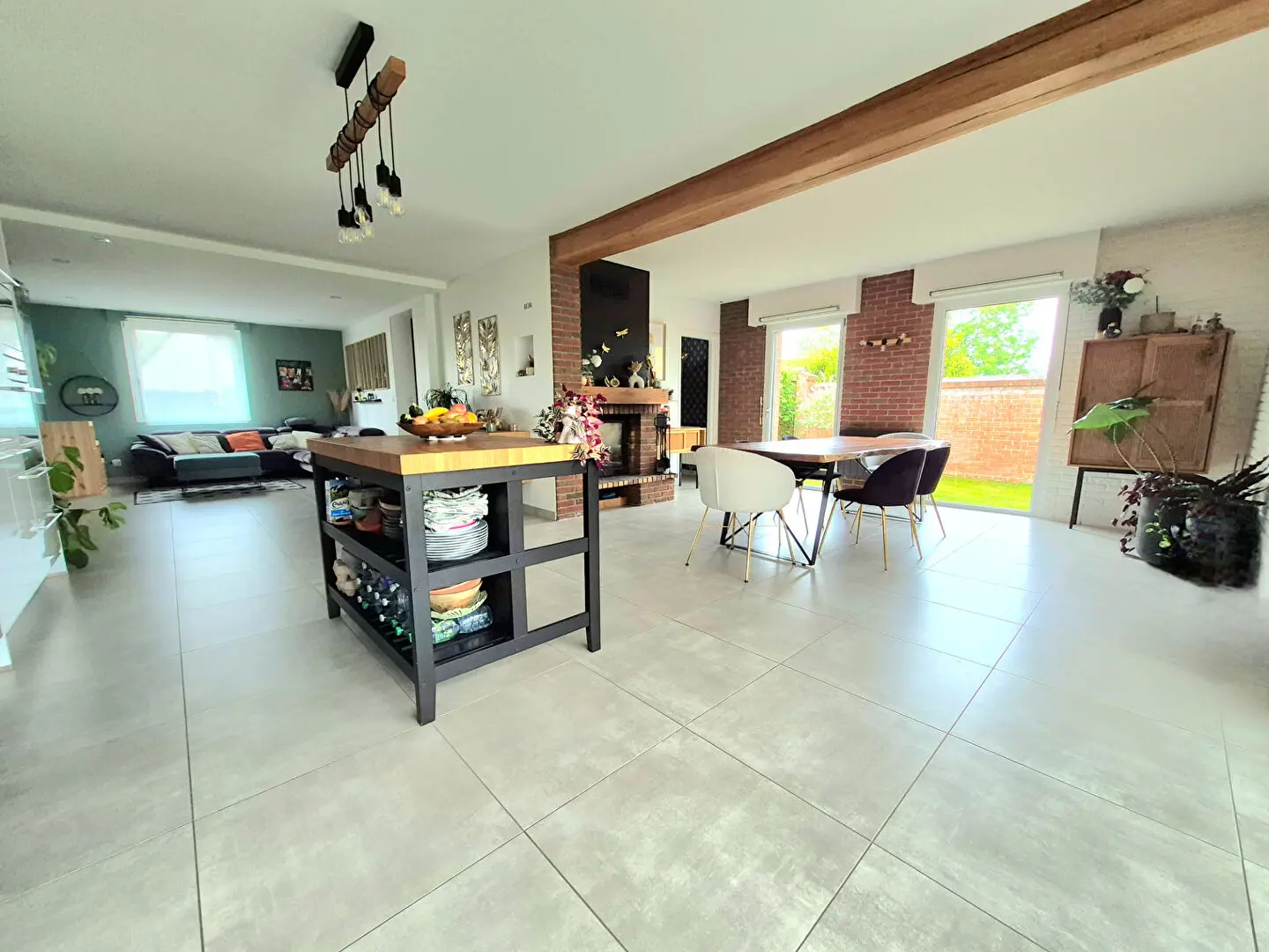 Photo 2 Maison 7 pièces 167m²
