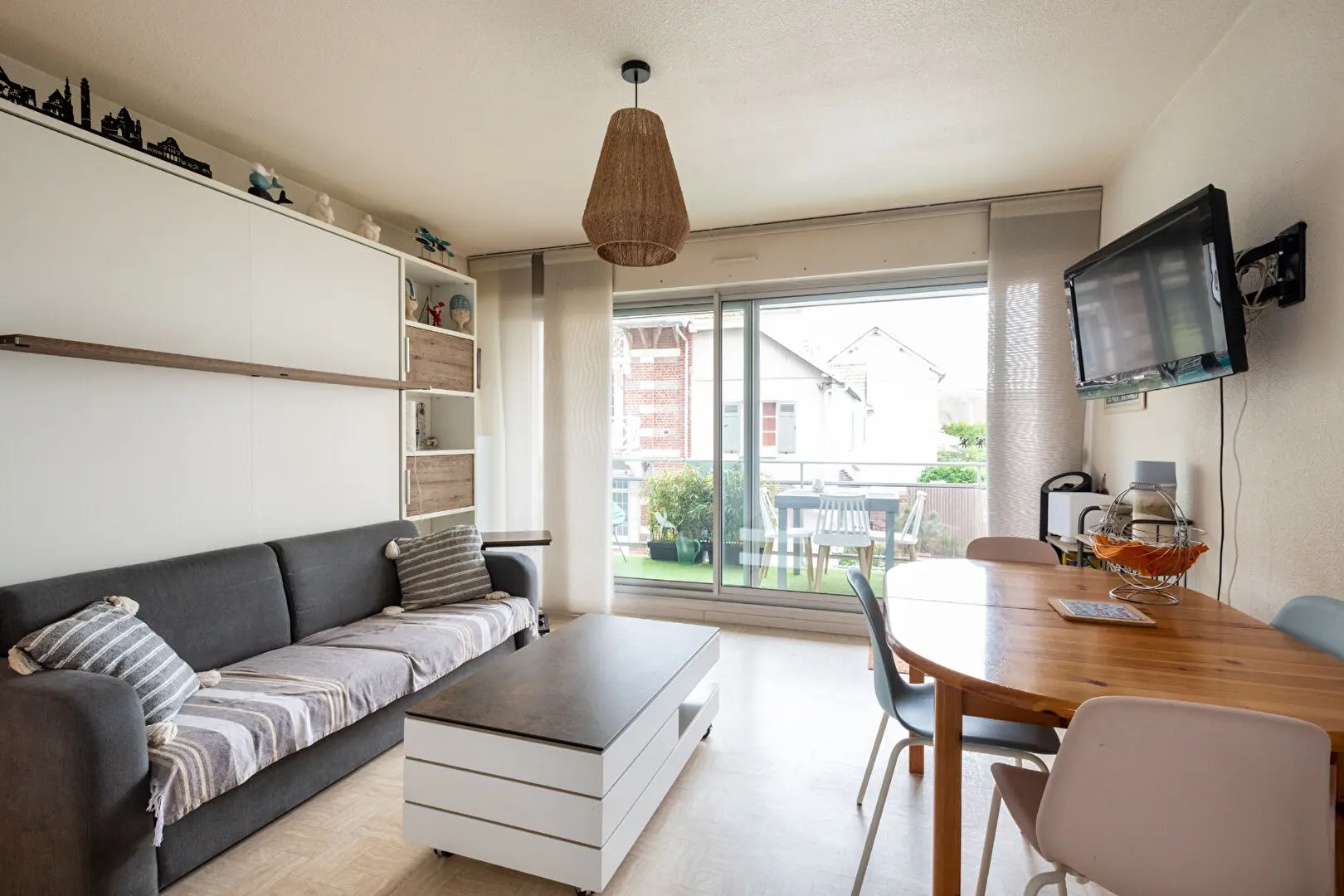 Photo 2 Appartement 1 pièce 30.39m²