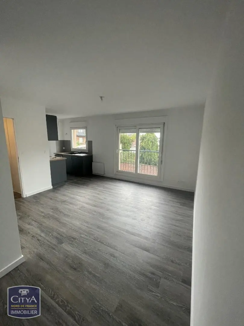 Photo 1 Appartement 1 pièce 31.09m²