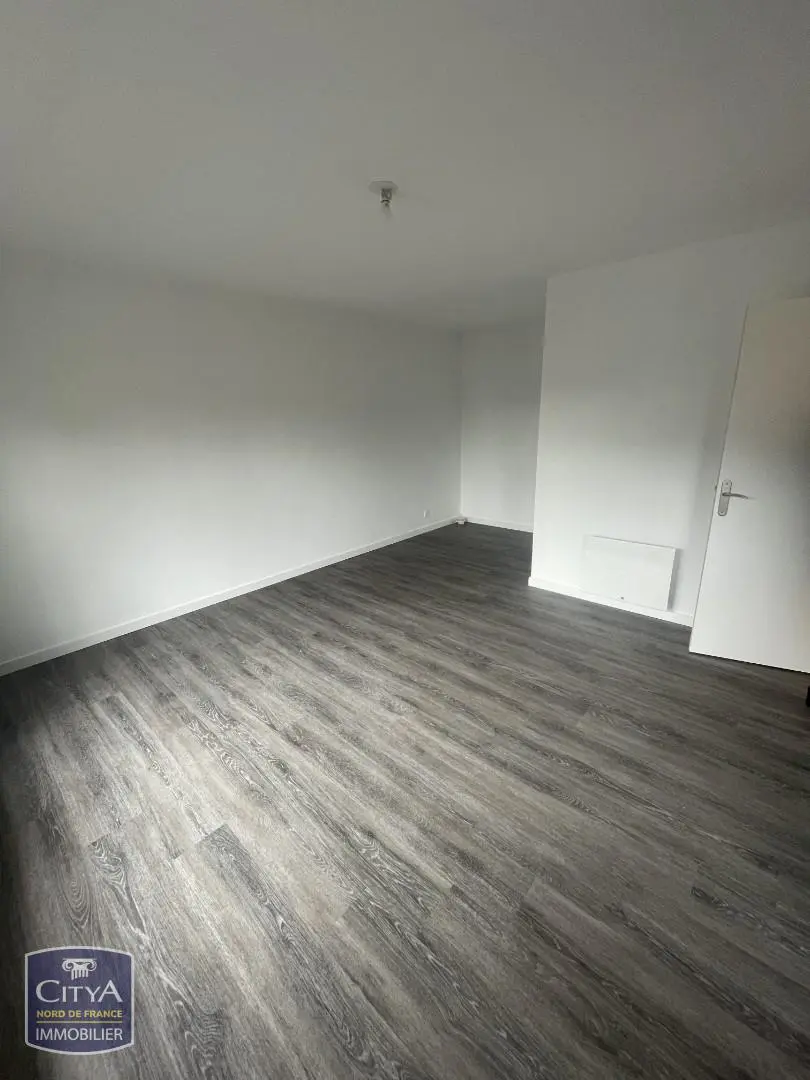 Photo 2 Appartement 1 pièce 31.09m²