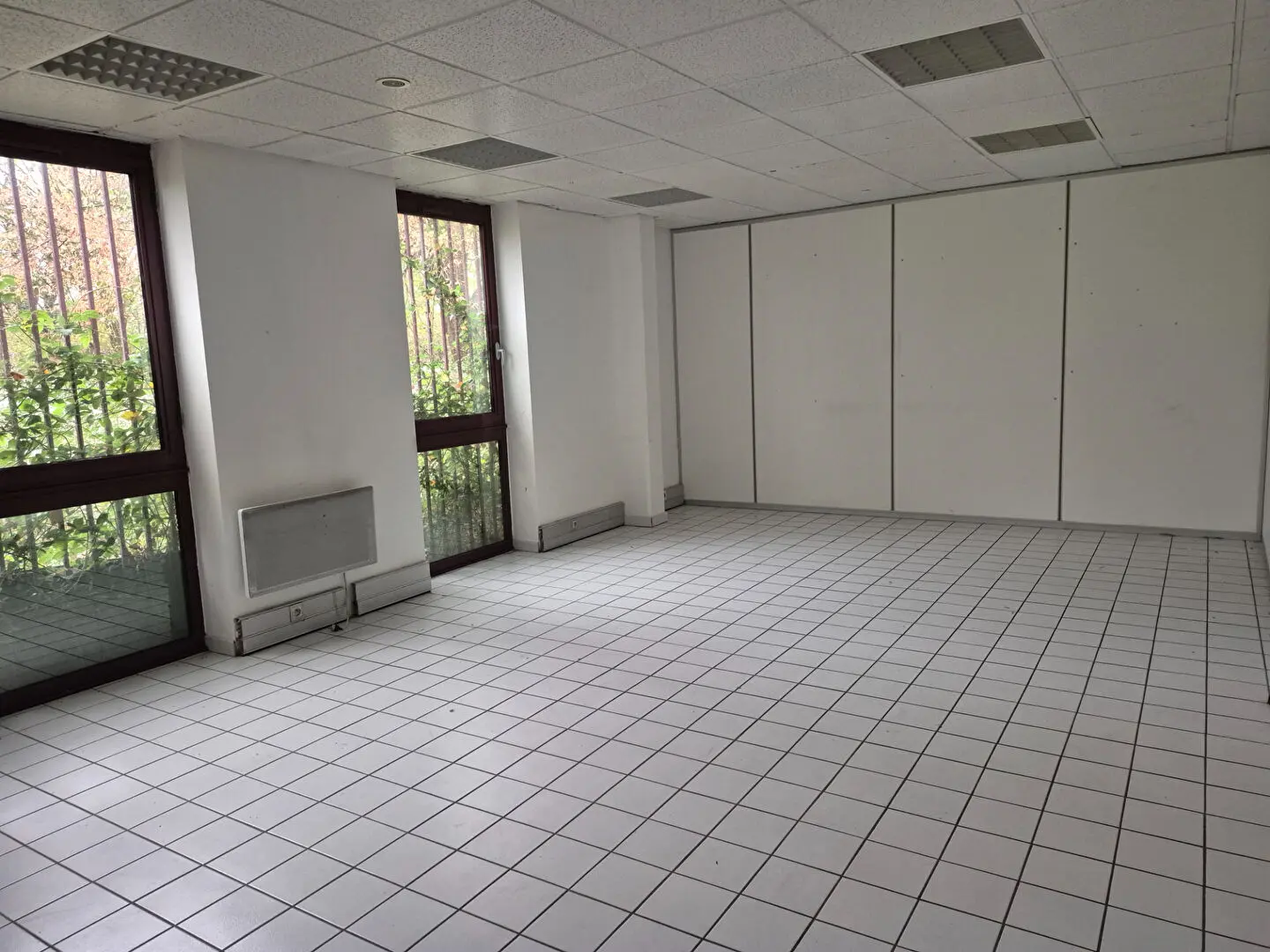 Photo 5 Local Commercial 340m²