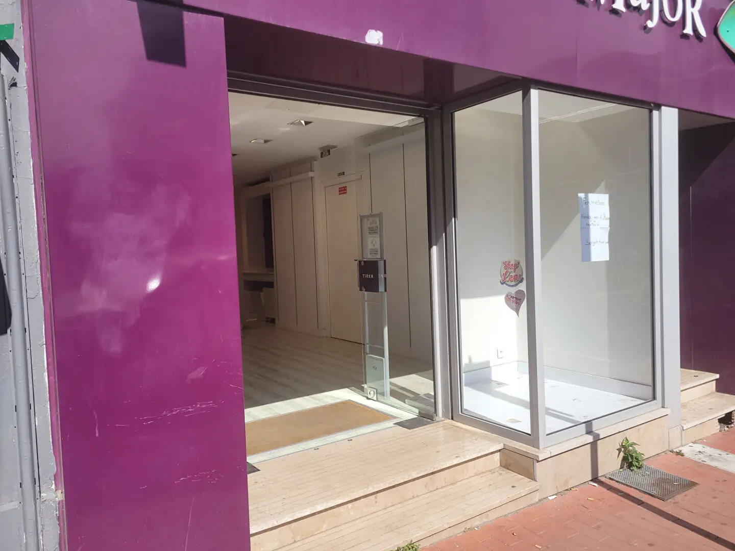 Photo 1 Local Commercial 104m²