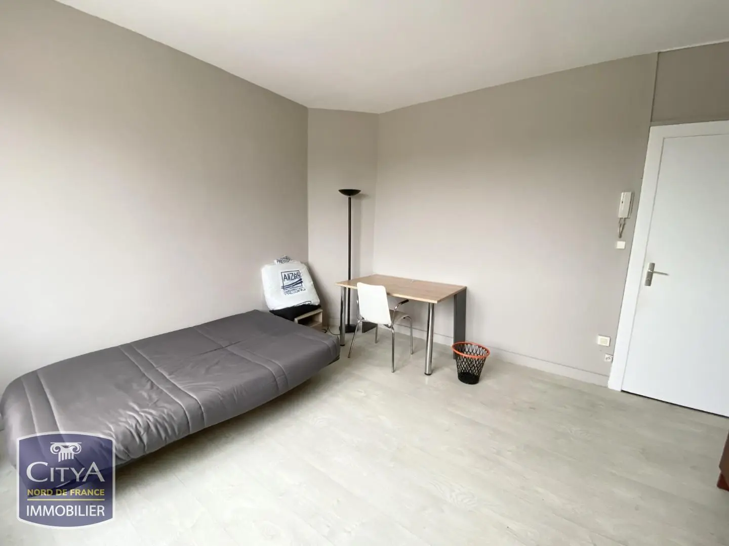 Photo 1 Appartement 1 pièce 16.62m²