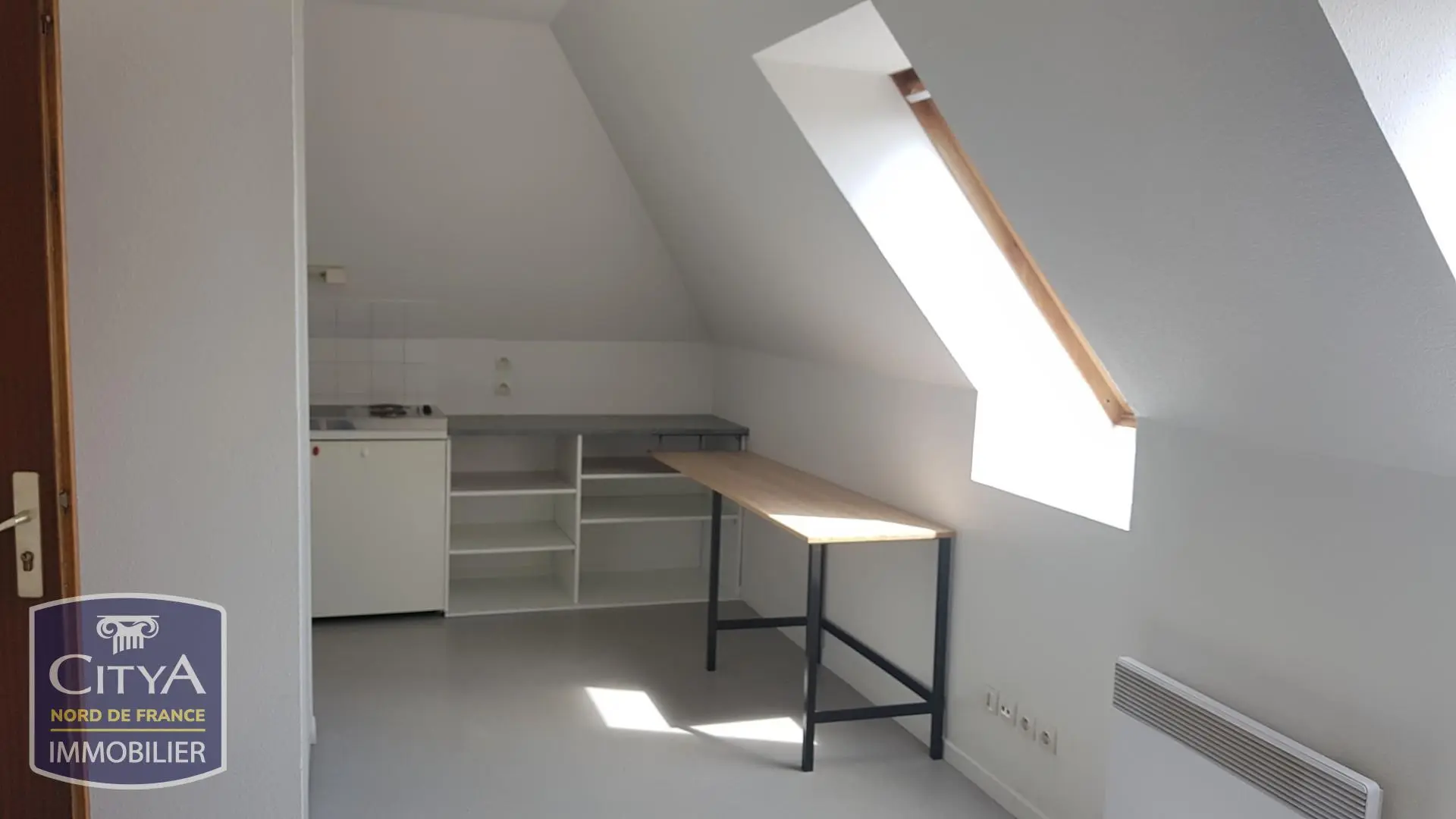 Photo 1 Appartement 1 pièce 19.45m²