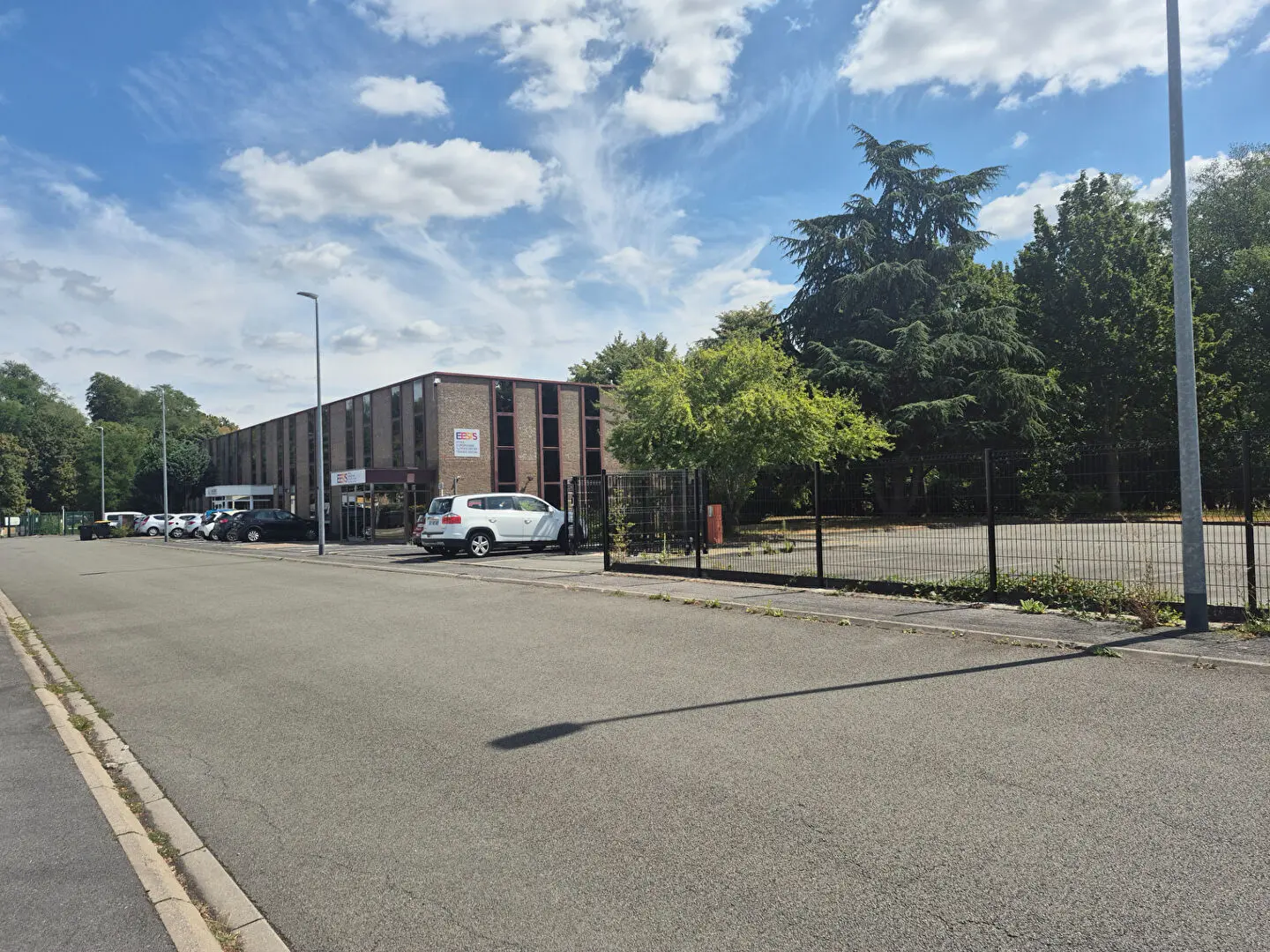 Photo 8 Local Commercial 340m²