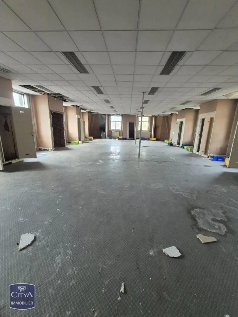 Photo 6 Local Professionnel 2200m²
