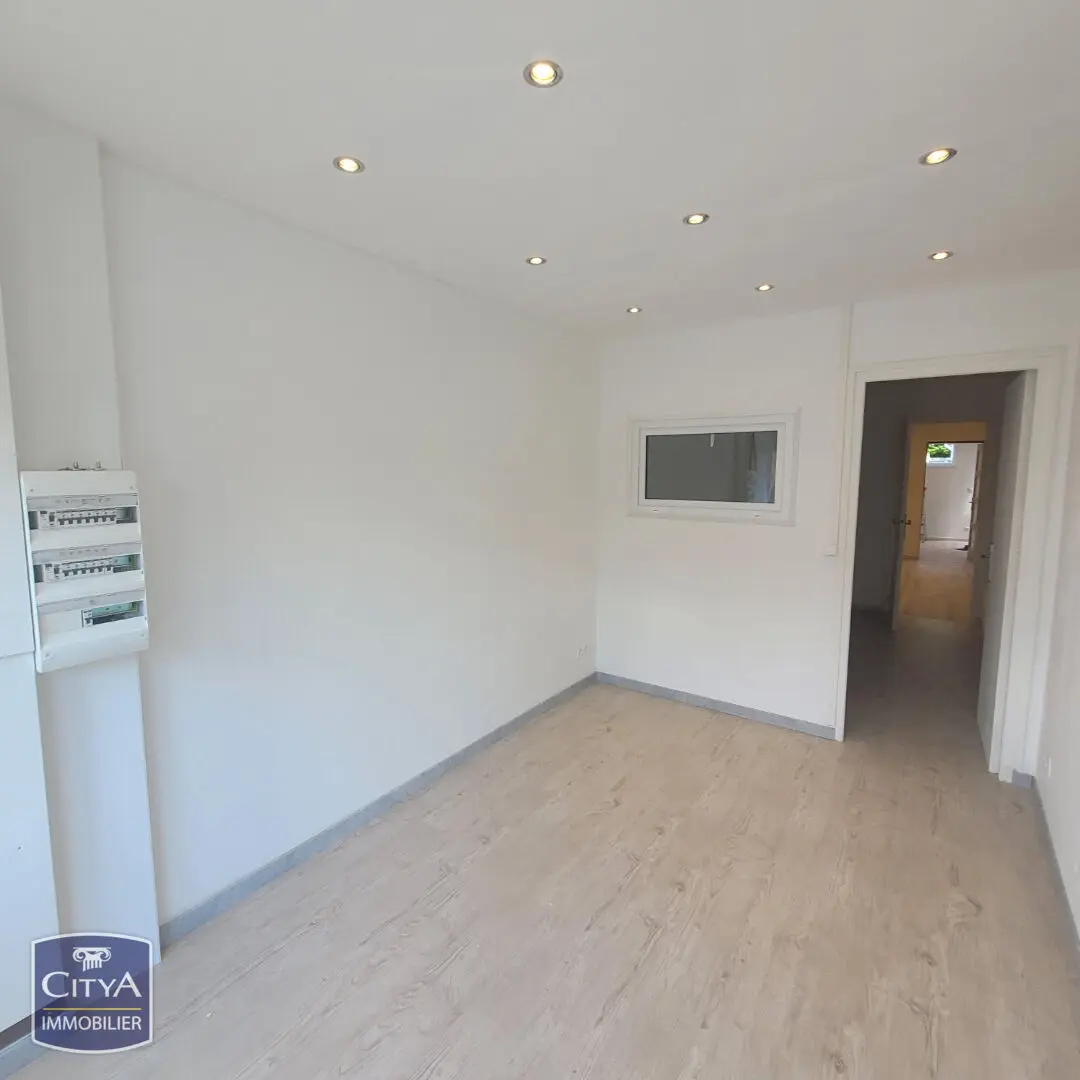Photo 3 Local Commercial 45m²